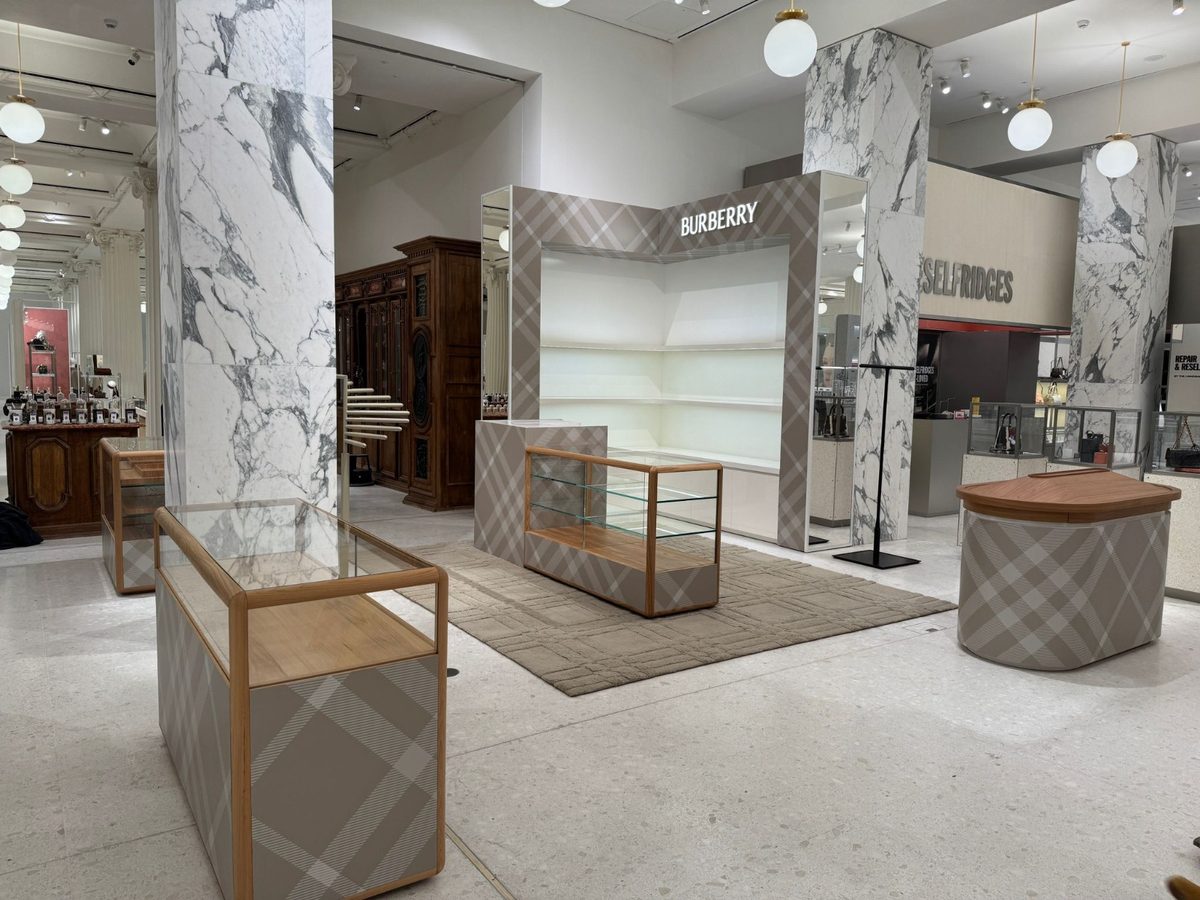 Burberry Selfridges installation